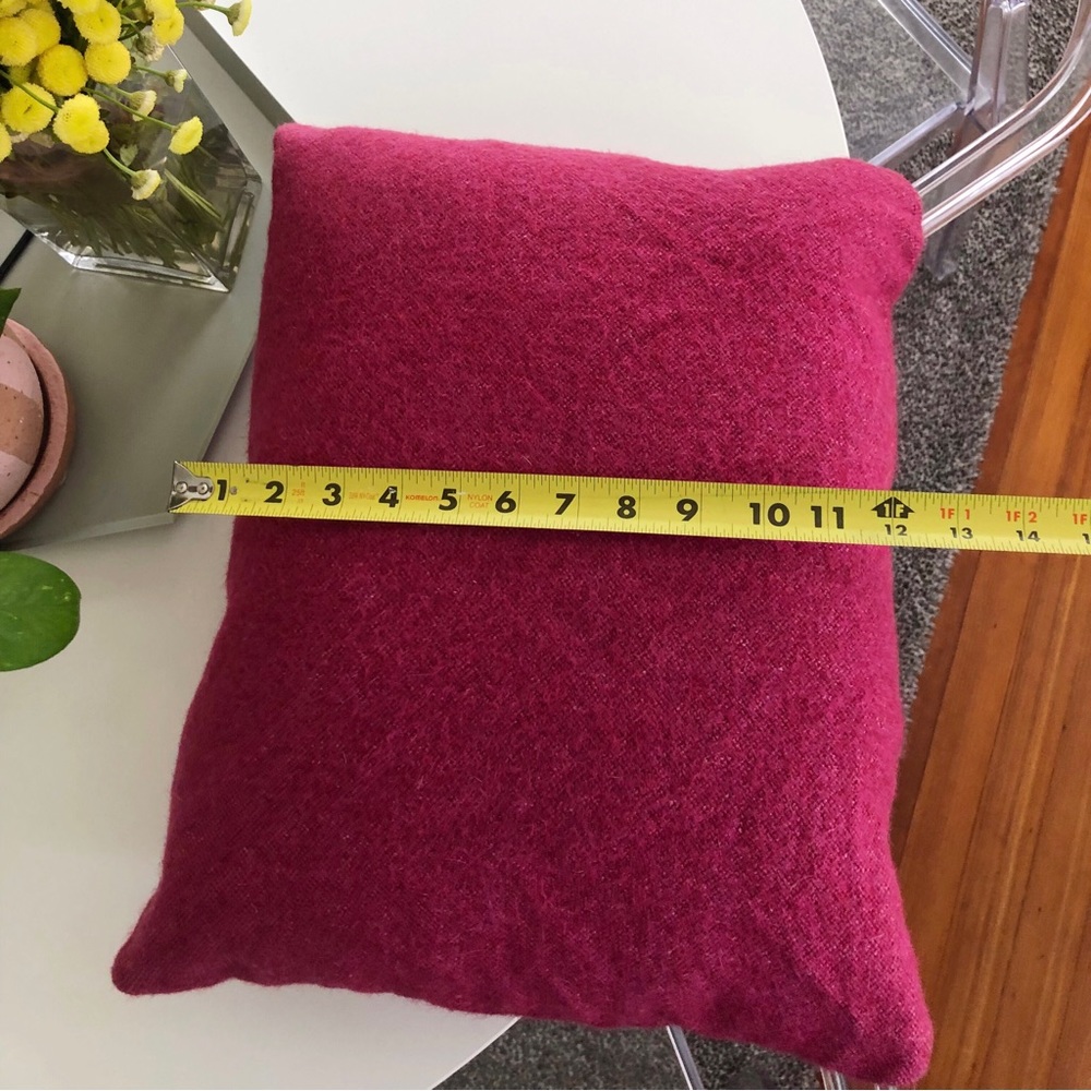 Geiger/Herman Miller Pillow Wool and Linen Duck Feather Down DWR - Picture 5 of 8